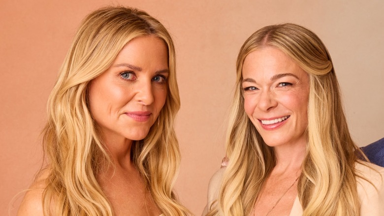 Jessica Capshaw and LeAnn Rimes during a photoshoot