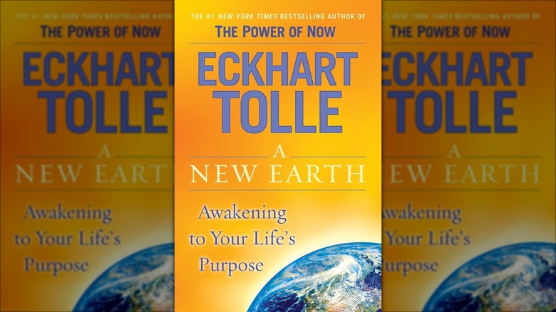 The front cover of A New Earth: Awakening to Your Life's Purpose by Eckhart Tolle