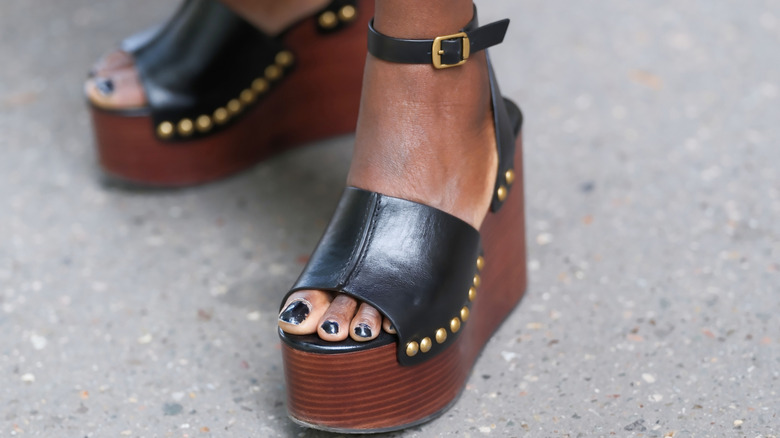 Black pedicure