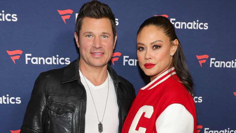 Nick and Vanessa Lachey posing together
