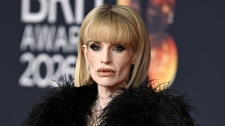 Closeup of Kelly Osbourne's gaunt face in 2026