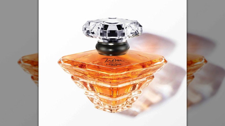 An image of Lancôme Trésor's perfume