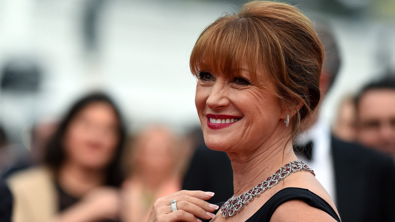 Jane Seymour smiles on the red carpet in 2015