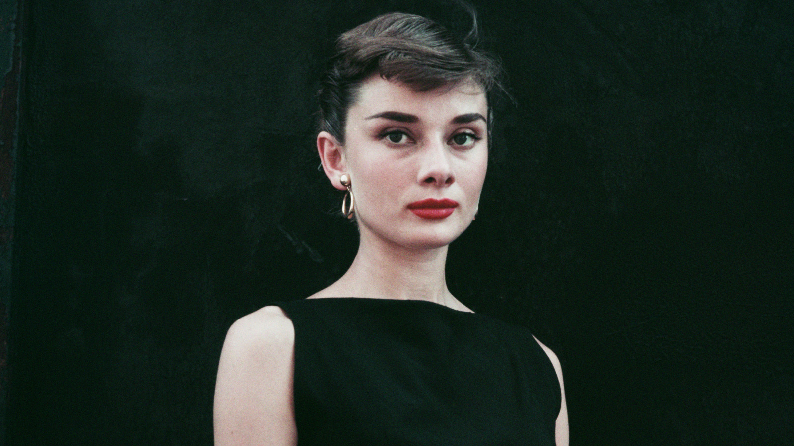 Throwback Pic Of Audrey Hepburn Highlights One Of Her Most Underrated Looks Of All Time
