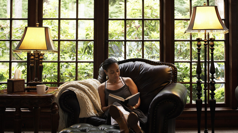 Woman reading a book 