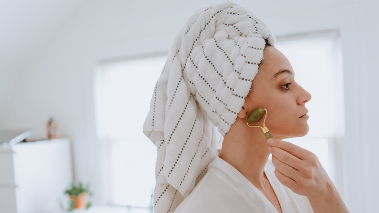 Using jade roller