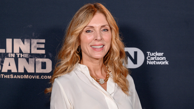 Marla Maples on a red carpet