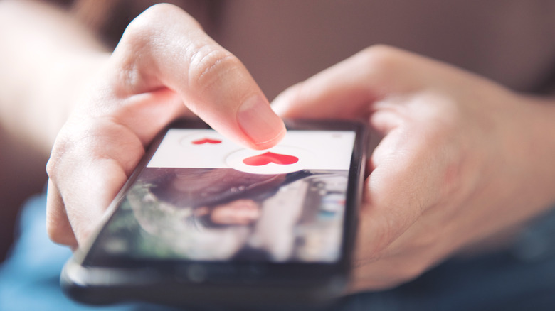 Holding dating app