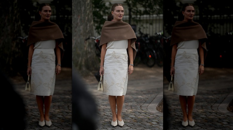 Woman dressed in quiet luxury at Copenhagen fashion week 2025