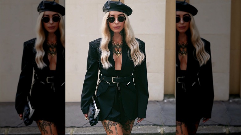 woman in all black