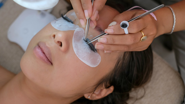 Getting lash extensions