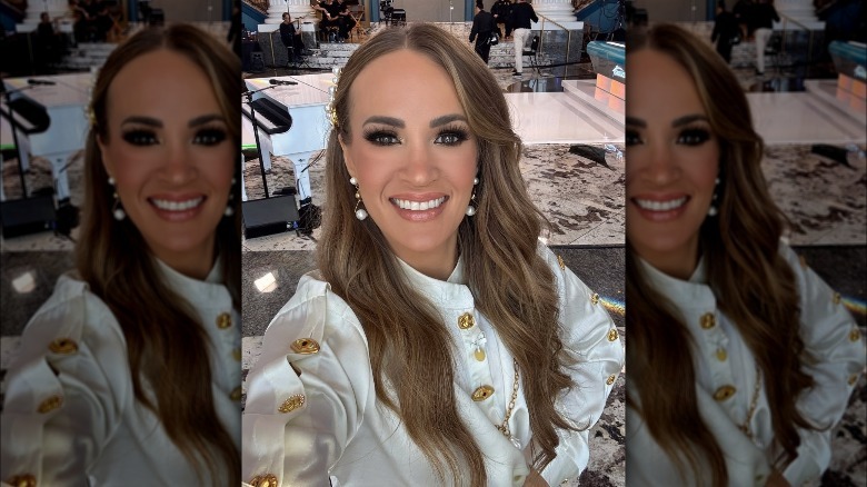 Carrie Underwood on the set of American Idol