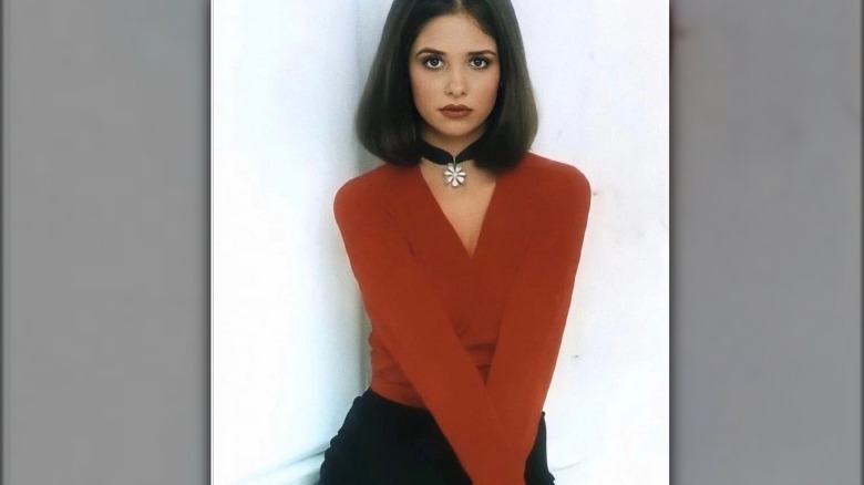 Sarah Michelle Gellar wearing velvet choker