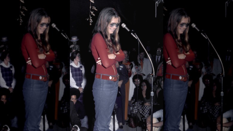 Gloria Steinem in 1972 in her power outfit