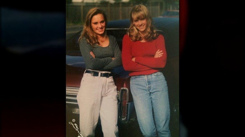 Anna Faris as a teenager - on the right