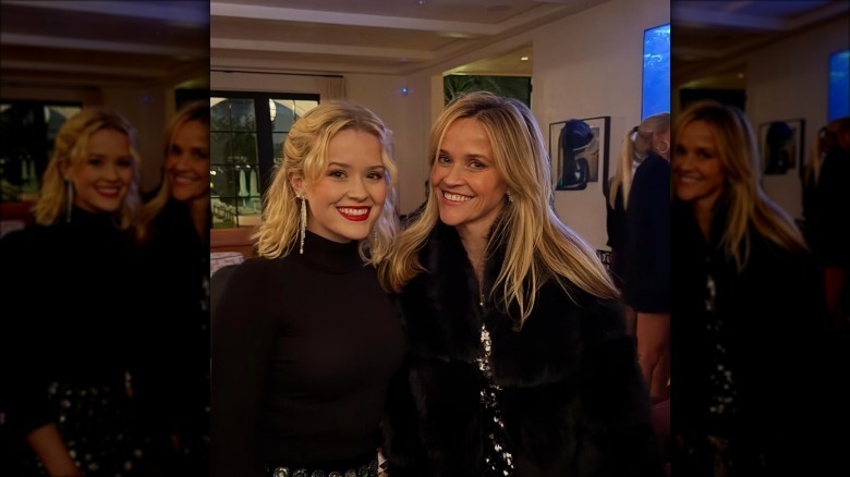 Ava Phillippe poses alongside Reese Witherspoon at Christmas 2025